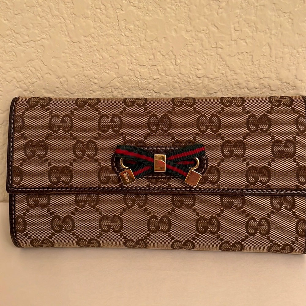 Vintage Gucci Wallet